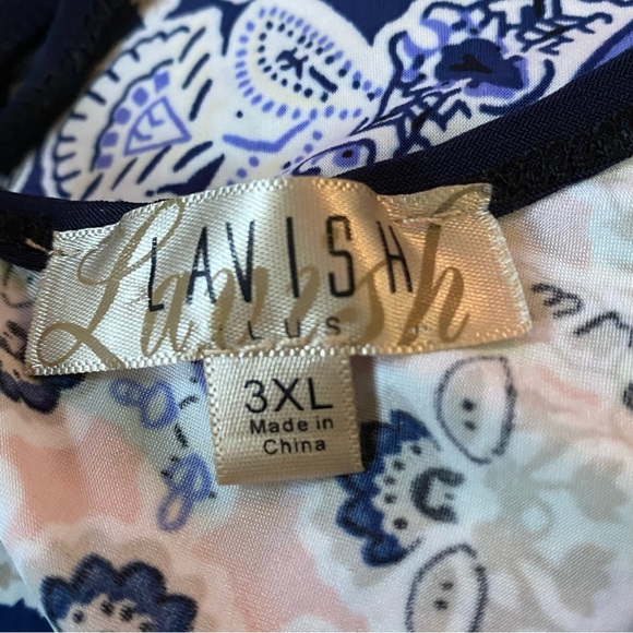 Lavish 3X Top Shirt Blue Pink Paisley Scoop Neck Sleeveless Stretch Casual - Picture 5 of 7